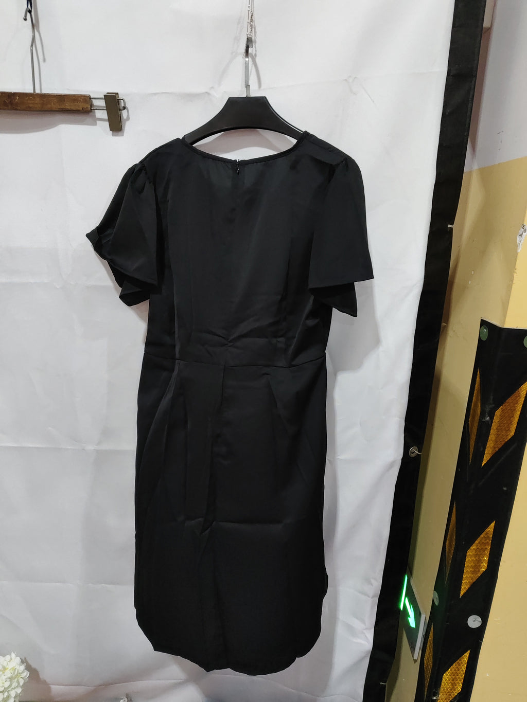 Summer V-neck Short-sleeved Dress Ins Fashion Tight-Waisted Beach Dresses Women's Clothing